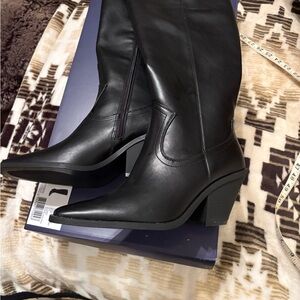Elegant Black faux Leather Women's Boots
